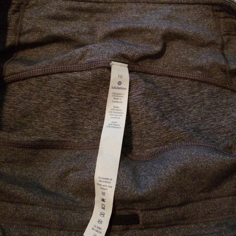 Tight stuff gray capri - Picture 3 of 4